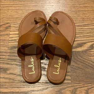 NEVER WORN Lulu’s sandals - size 7